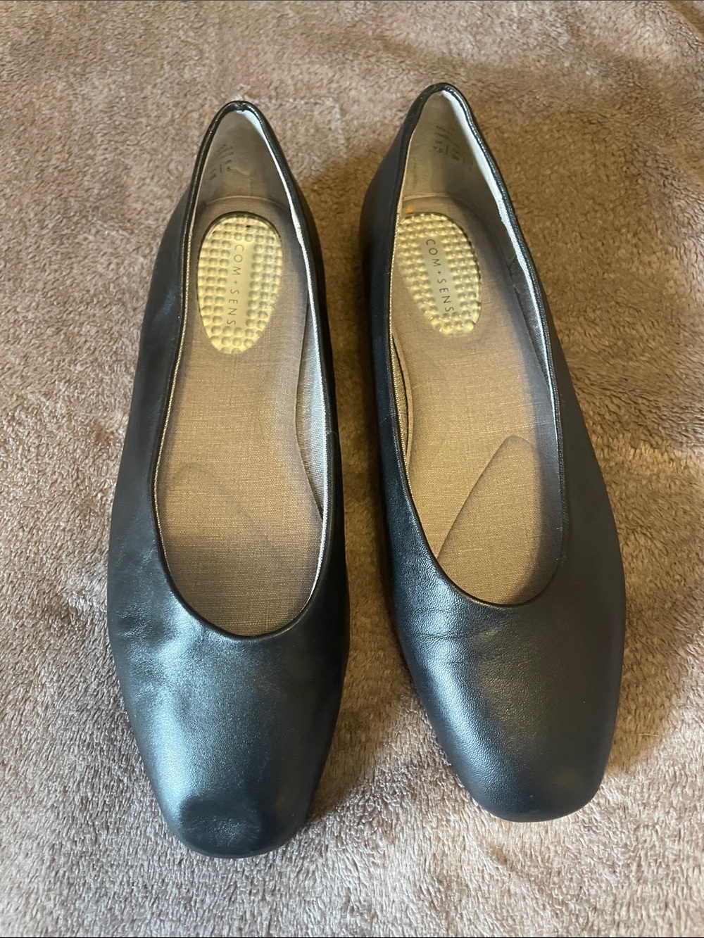 Com+Sens Black Classic Comfort Ballet Flats